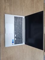 Samsung Galaxy Book 3 - Image 4